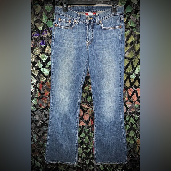 LIKE NEW Vintage Y2K Lucky Jeans with “Lucky You” fly!! - Picture 2 of 5